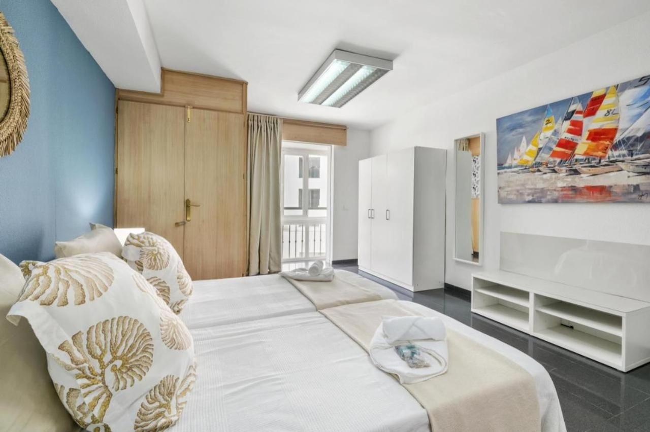 Ferienwohnung Amplio Piso En Atarazanas Málaga Exterior foto
